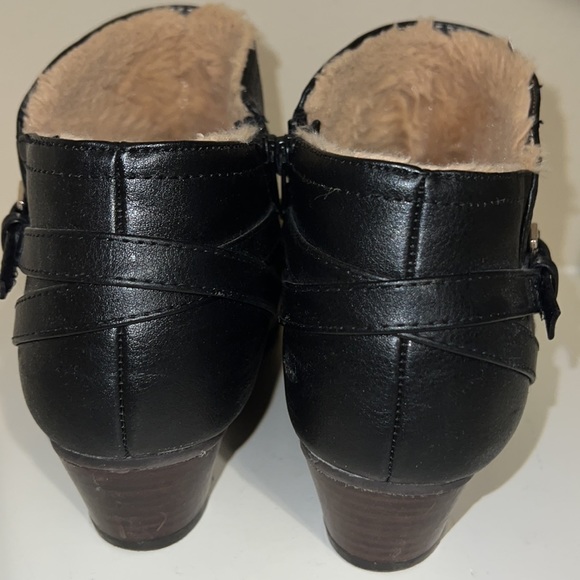 Old navy ankle boots size 8 - Picture 3 of 6